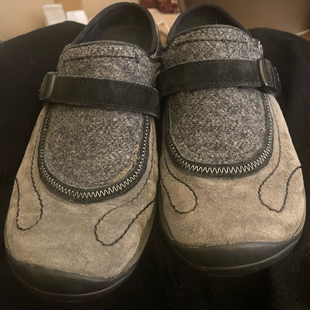 Merrell shoes. Great for Fall & Winter! Size 7.5